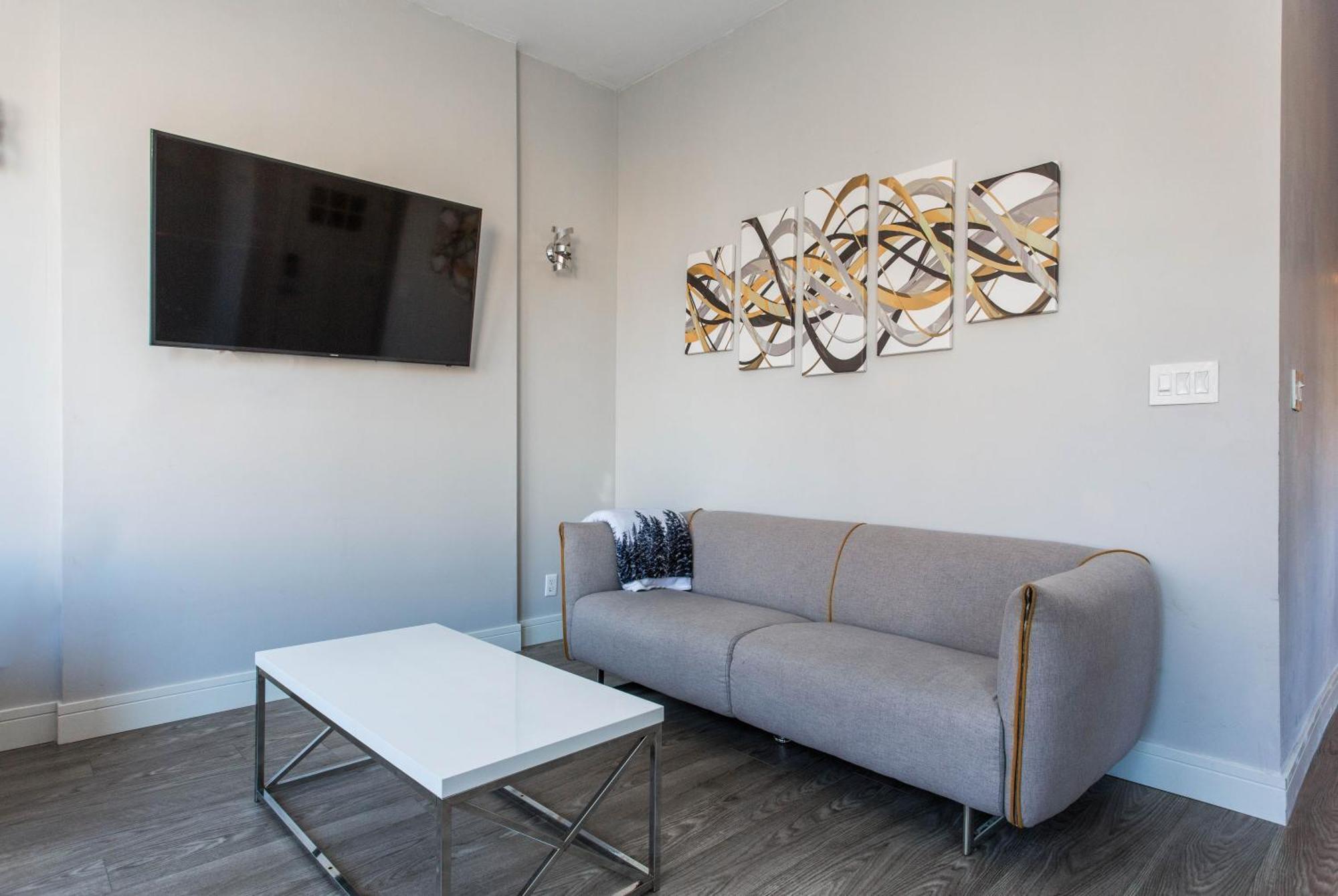The Double Play - 1 Min Walk To Wrigley! Spacious 2Br - Perfect For Cubs Fans! Chicago Exterior photo